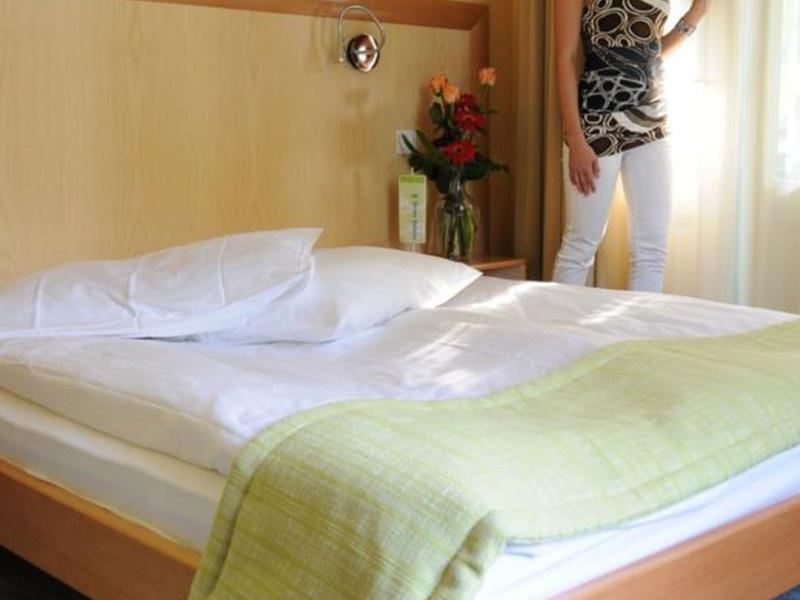 Depadansa Hotel Park - Terme Dobrna Bagian luar foto