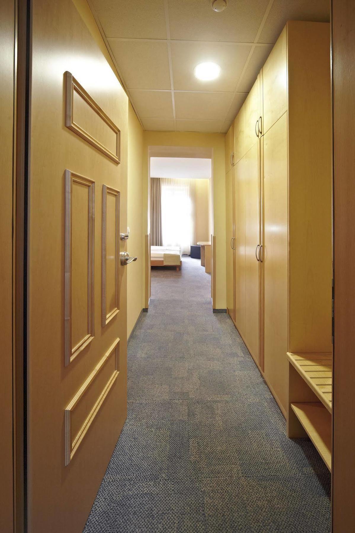 Depadansa Hotel Park - Terme Dobrna Bagian luar foto